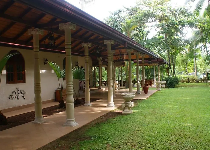 Dedduwa Boat House Villa Bentota